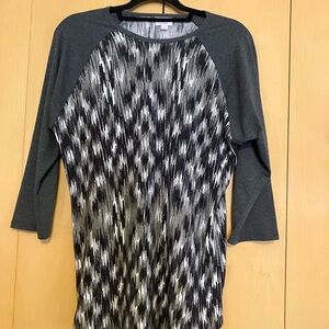 LuLaRoe Gray and Black Patterned Jersey Top